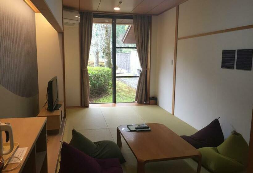 带共用浴室的标准房间, Sennomori