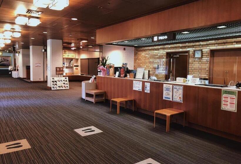 标准四人间共用浴室, Sennomori