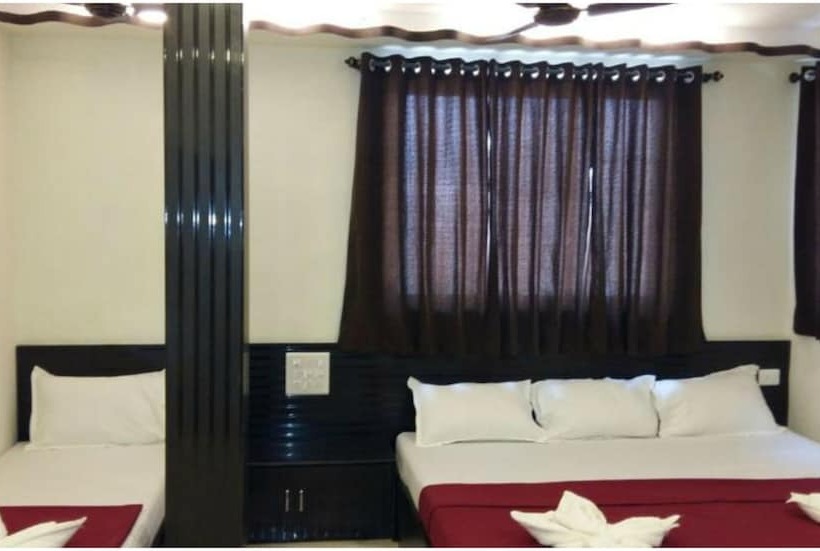 اتاق لوکس, Silver Moon