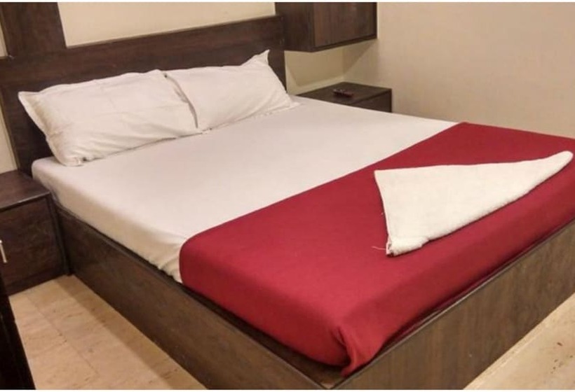 اتاق لوکس, Silver Moon