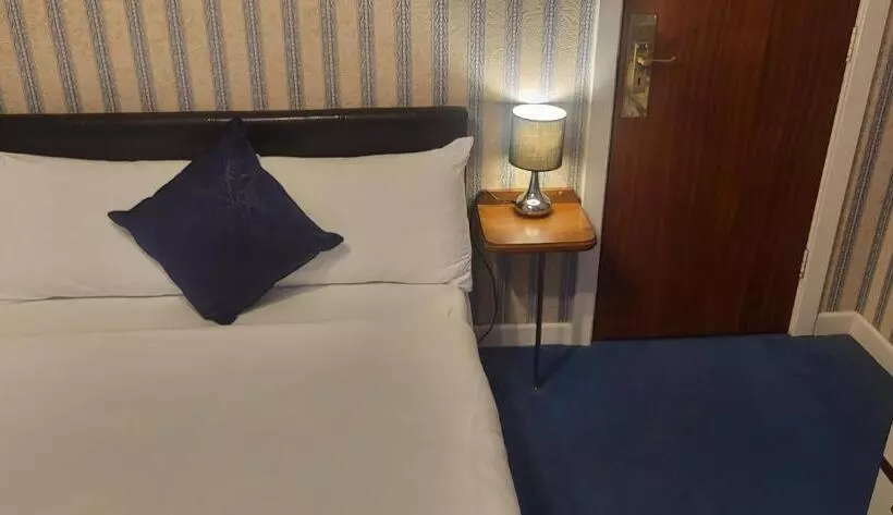 デラックスルーム, All Seasons Gatwick Guest House & Parking