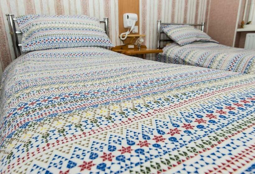 Номер Стандарт, All Seasons Gatwick Guest House & Parking