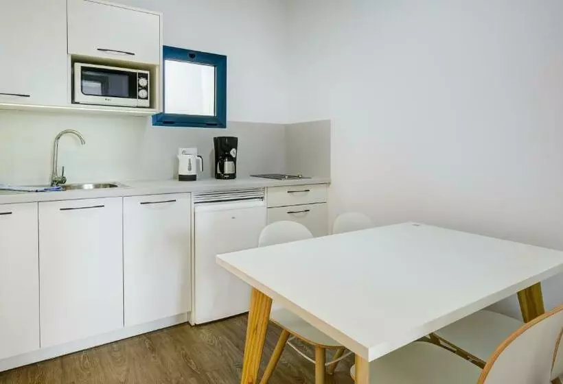 庭の見える１ベッドルームアパートメント, Playitas Aparthotel