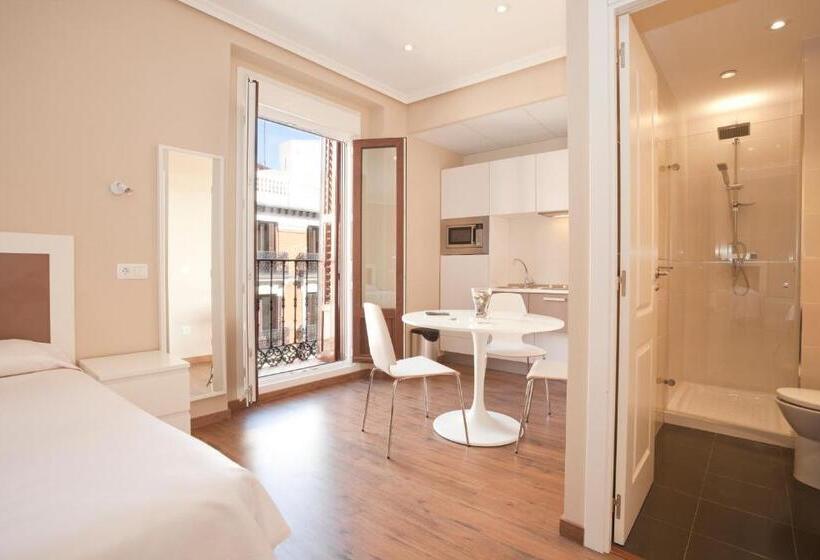 Апартаменты Deluxe 1 Спальня, Suites You Nickel