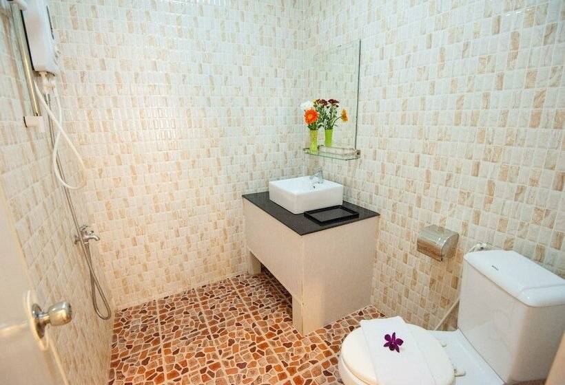 חדר סופריור, B52 Hostel