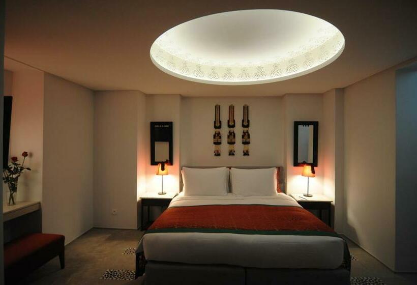 اتاق لوکس, Euphoriad