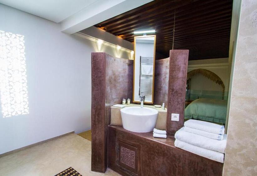 سوییت دوبلکس, Euphoriad