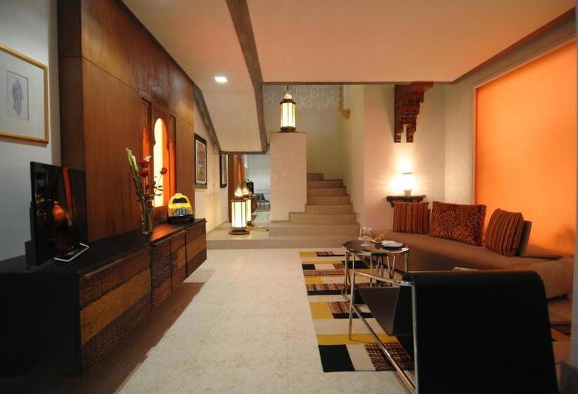 سوییت دوبلکس, Euphoriad