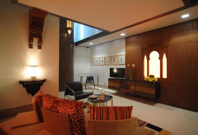 سوییت دوبلکس, Euphoriad