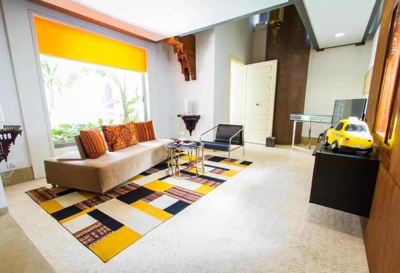 سوییت دوبلکس, Euphoriad