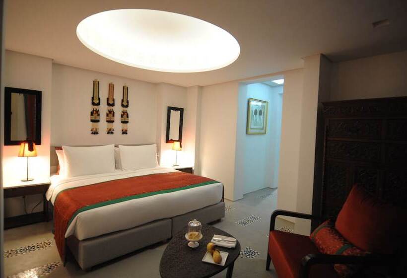 اتاق لوکس, Euphoriad