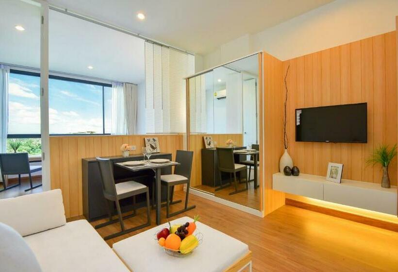 Люкс, Hill Myna Condotel Official Account