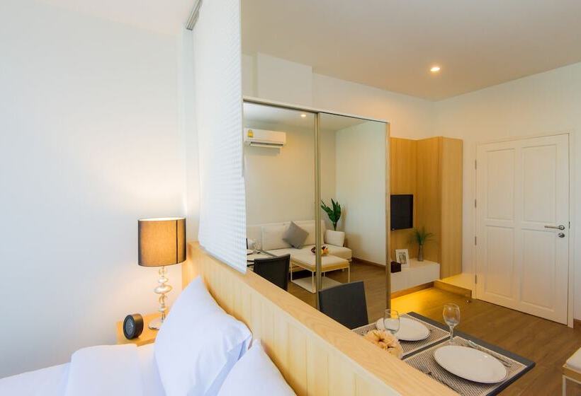 Студия Стандарт, Hill Myna Condotel Official Account