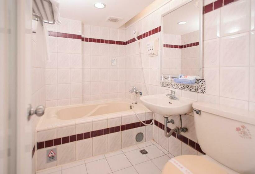 اتاق اکونومی, Beethoven Express