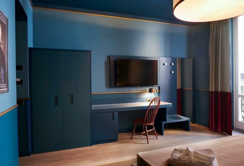 行政房间, Clerici Boutique