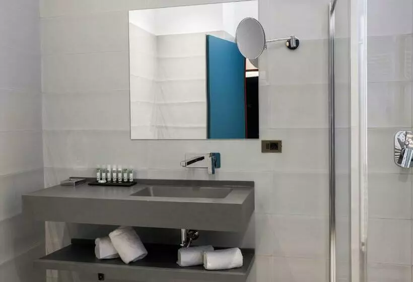 اتاق لوکس, Clerici Boutique