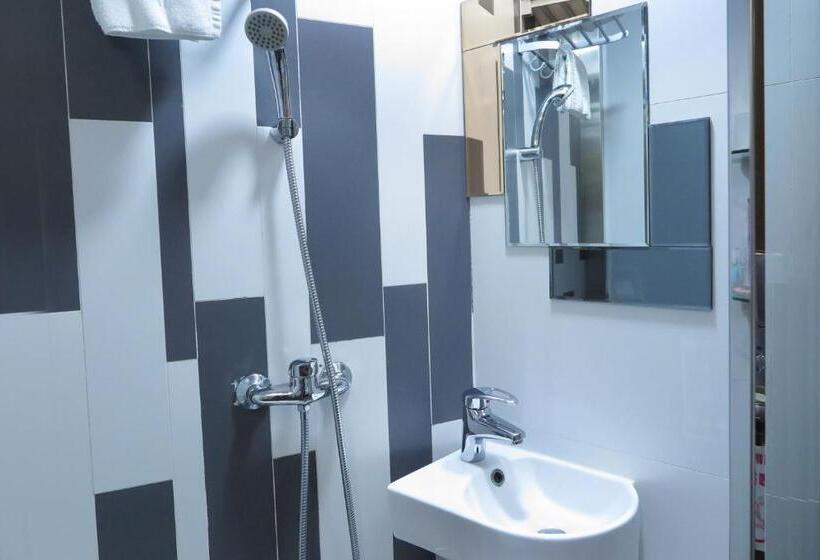 اتاق استاندارد, Shanghai Red