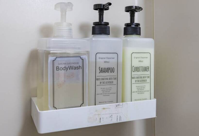 패밀리 룸, Sakura Guest House