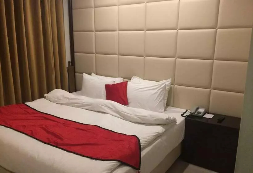 اتاق استاندارد, Shangrila Resort Hotel Murree