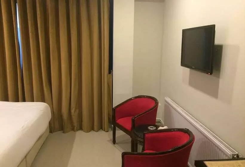 اتاق استاندارد, Shangrila Resort Hotel Murree