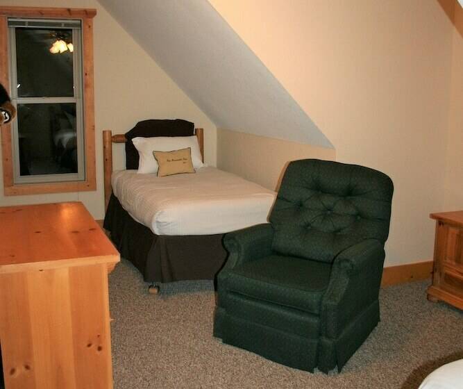 كابينة, The Esmeralda Inn At Lake Lure