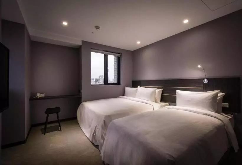 اتاق ساده سه نفره, Yi Su Hotel Taipei Ningxia