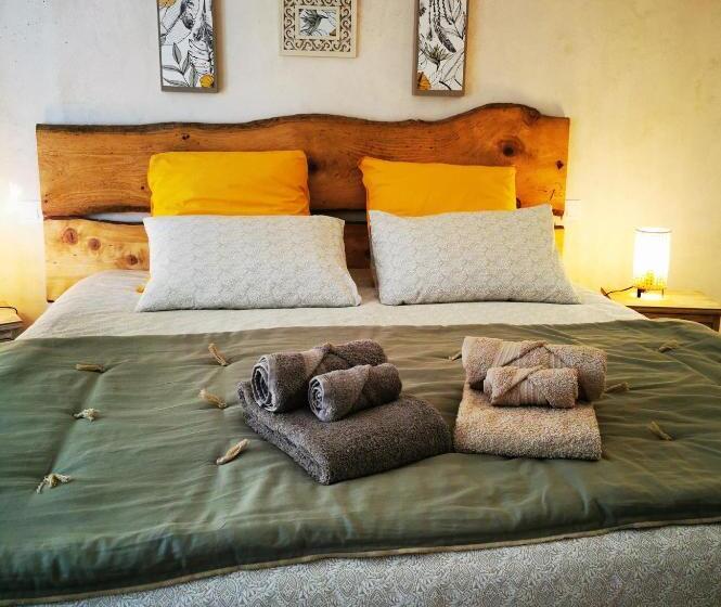 스탠다드 룸 공동 욕실, Chambres D Hotes Ysalice