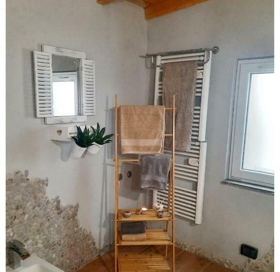 غرفة قياسية, La Casina