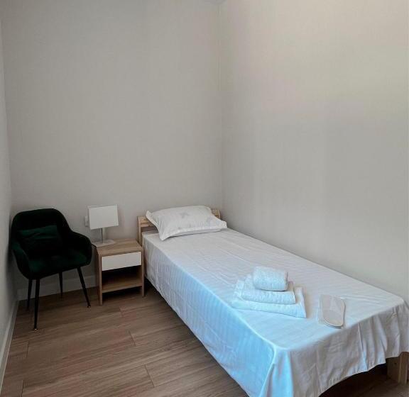 シングルベーシックルーム, Safia