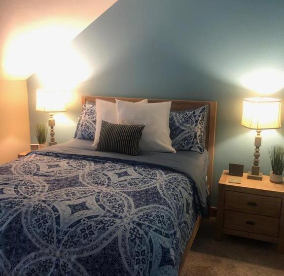 جناح مطل على البحيرة, Lakeside Suites