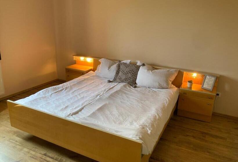 스탠다드 트리플 룸, Kancsal Harcsa Panzió és Halászcsárda