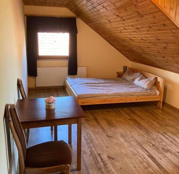 스탠다드 룸, Kancsal Harcsa Panzió és Halászcsárda