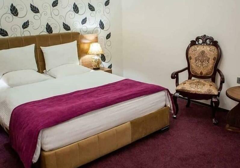 اتاق استاندارد با تخت بزرگ, Issam Hotel & Spa Sheki