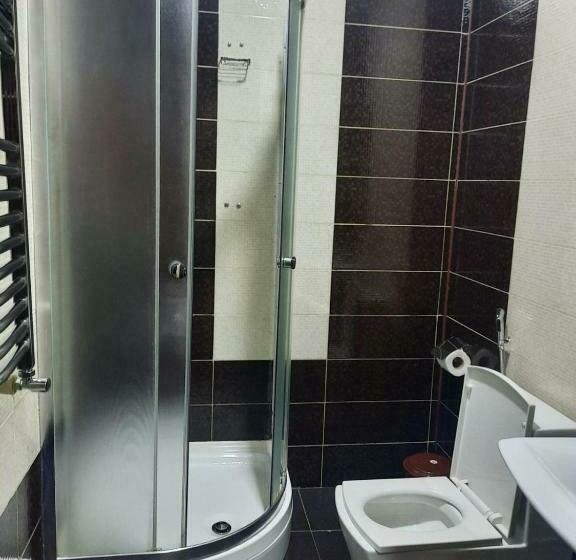 اتاق استاندارد با تخت بزرگ, Issam Hotel & Spa Sheki