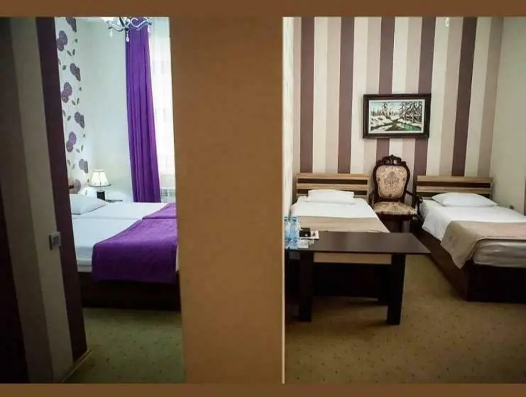 اتاق استاندارد چهارنفره با سرویس بهداشتی مشترک, Issam Hotel & Spa Sheki