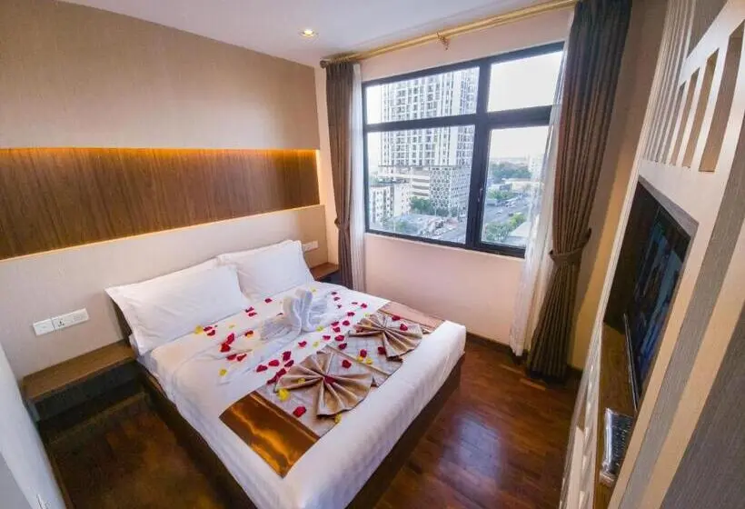 اتاق لوکس, Keio Yangon