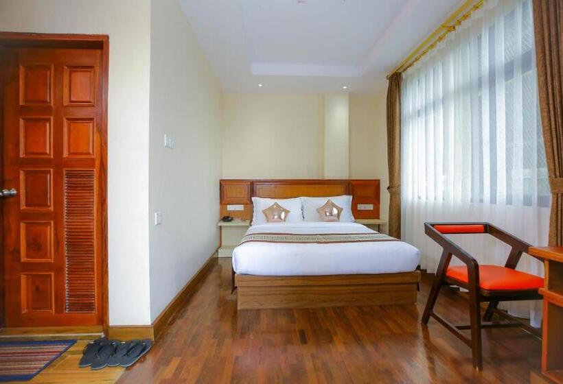 اتاق لوکس, Keio Yangon