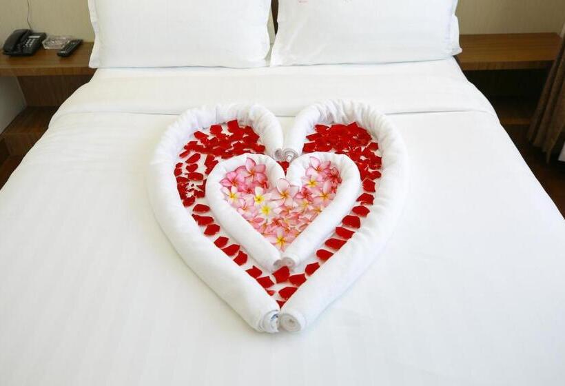 اتاق لوکس, Keio Yangon