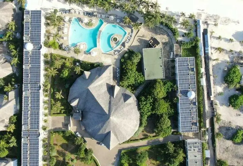 اتاق لوکس با چشم‌انداز دریا, Twiga Beach Resort