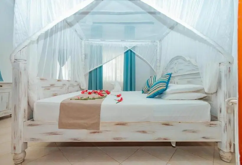 اتاق استاندارد, Twiga Beach Resort