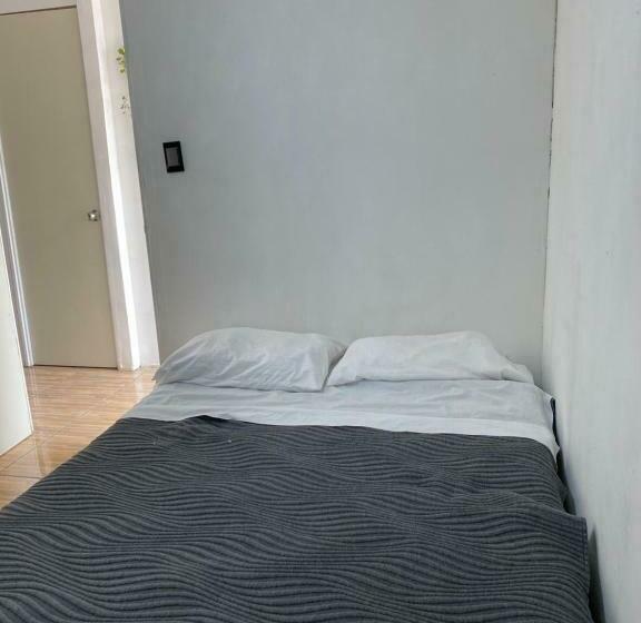 バス共有のスタンダードルーム, Casa Verde Hostal