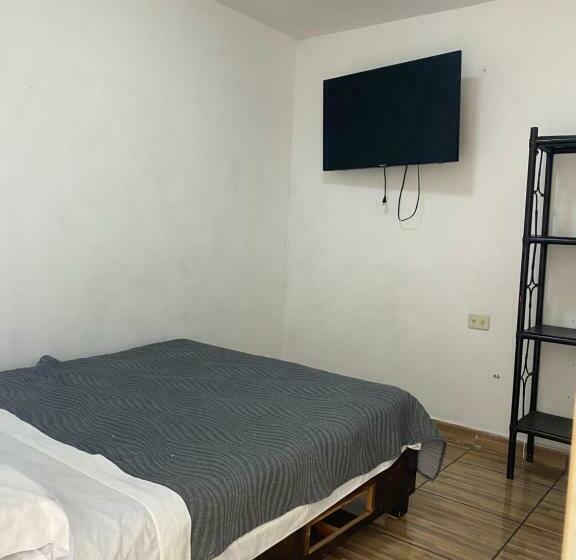 带共用浴室的标准房间, Casa Verde Hostal