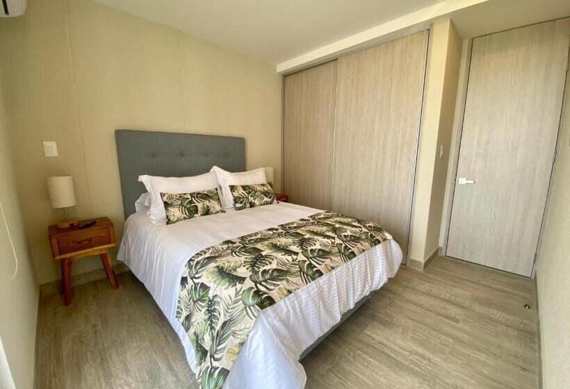 شقة غرفتين نوم مزودة بشُرفة, Stay Q Dominique