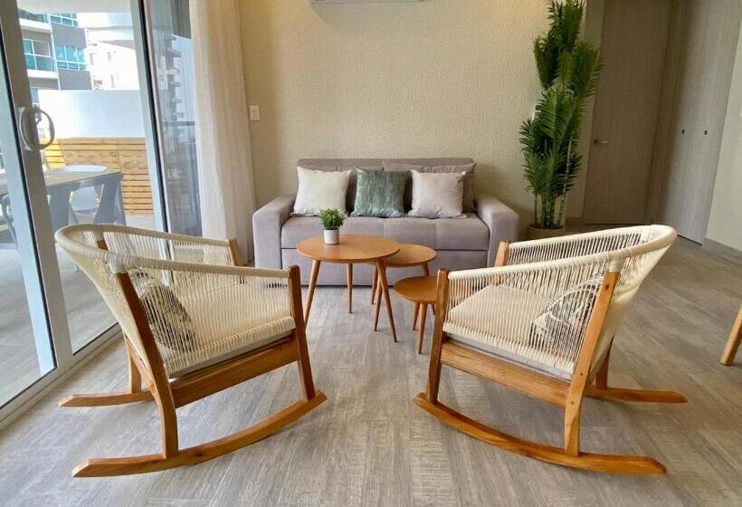 شقة غرفتين نوم مزودة بشُرفة, Stay Q Dominique