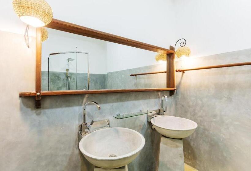 غرفة قياسية سرير كينج, Nos Da Ty