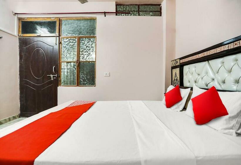 三人经典房间, Oyo Flagship 81292 Love To Serve Oyo