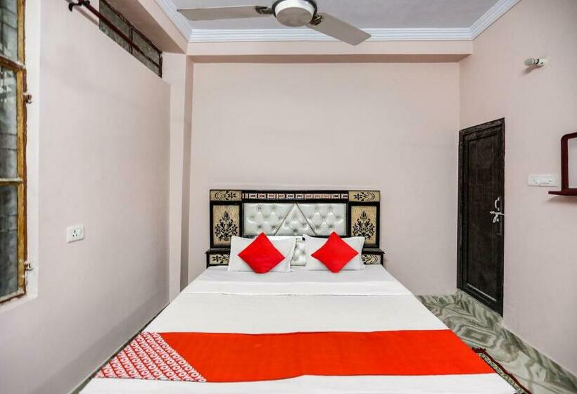 Трехместный Номер Классика, Oyo Flagship 81292 Love To Serve Oyo