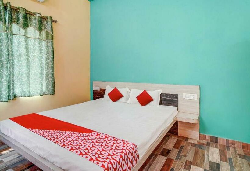 חדר קלאסי לשלושה, Oyo Flagship 81389  Siddhi Vinayak