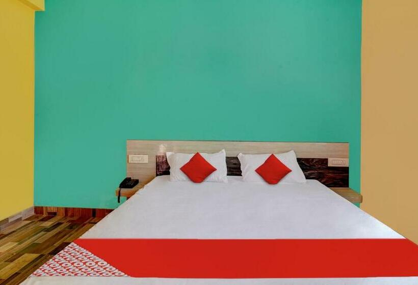 חדר קלאסי לשלושה, Oyo Flagship 81389  Siddhi Vinayak