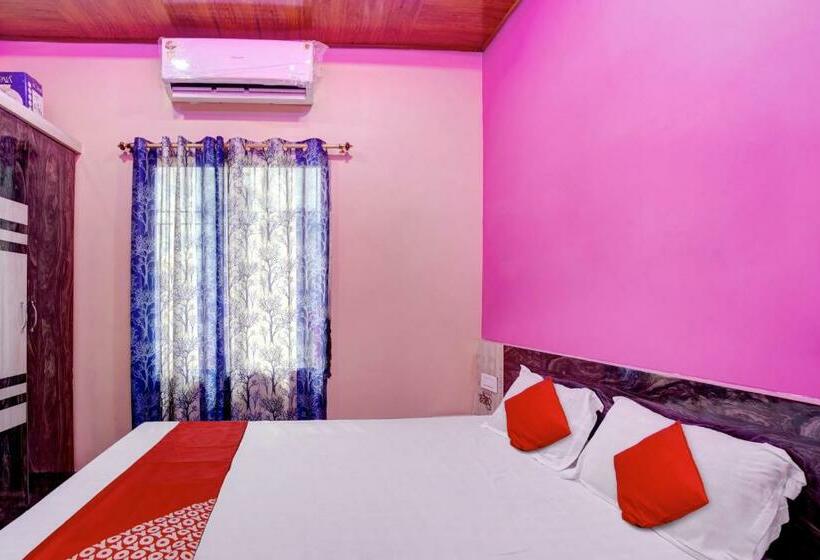 חדר קלאסי לשלושה, Oyo Flagship 81389  Siddhi Vinayak